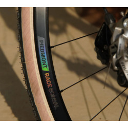 Обод 700C E*Thirteen Piedmont Race Gravel 24mm 24h Black RM3PAA-100