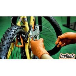 Клещи-зажим для натяжки тормозных тросов IceToolz 01A1 Cable Plier 6-800221