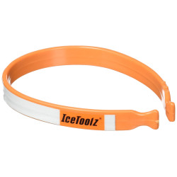 Зажим для брюк от попадания в цепь IceToolz 21C2 ABS Trouser Clips with Reflector, 2 шт 6-800028