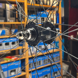 Заднее колесо 28", обод Shining A-M5, втулка Formula под трщотку, спицы CnSpoke